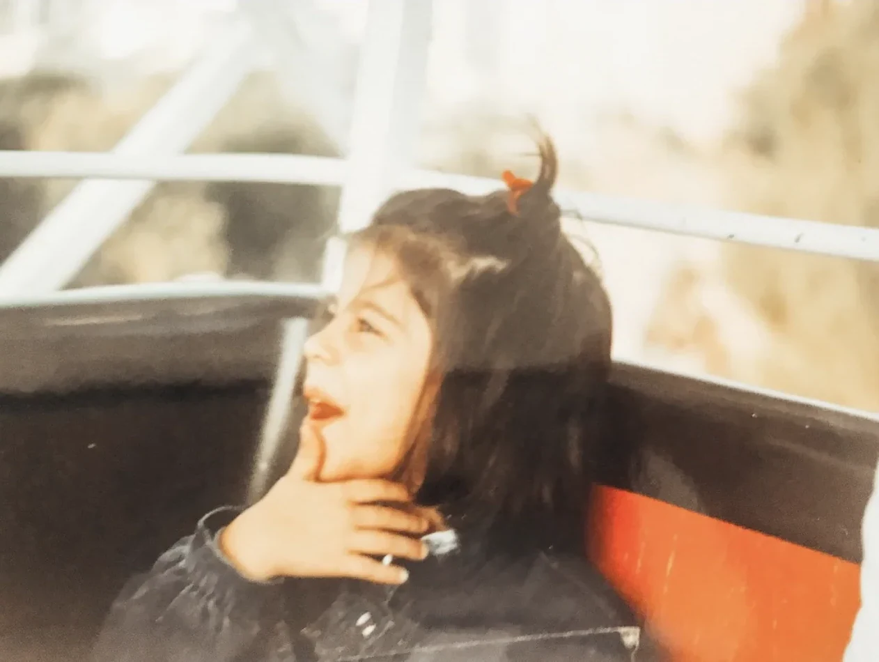 Tiziana bambina che ride
